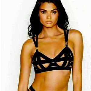 Victoria’s Secret caged bra
